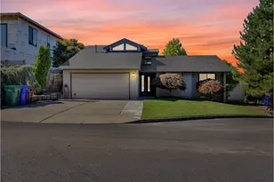 13635 SE 124th Pl, Clackamas, OR 97015 - Photo 1