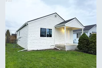 220 20th Ave, Longview, WA 98632 - Photo 1