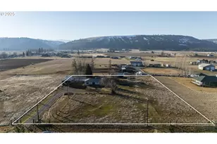 70682 Palmer Junction Rd, Elgin, OR 97827 - Photo 1