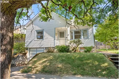 725 SE Spokane St, Portland, OR 97202 - Photo 1