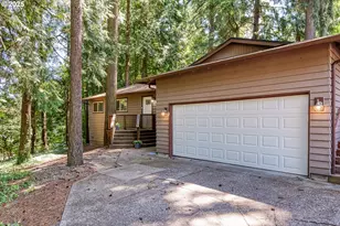 4718 SW Miles Ct, Portland, OR 97219 - Photo 1
