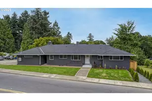 5775 SE Cesar E Chavez Blvd, Portland, OR 97202 - Photo 1