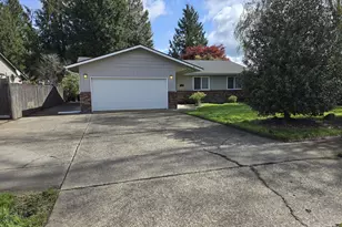 4002 Oak St, Longview, WA 98632 - Photo 1