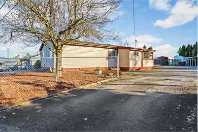 463 S 46th St, Springfield, OR 97478 - Photo 1