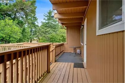 1260 10th St #11, Florence, OR 97439 - Photo 1