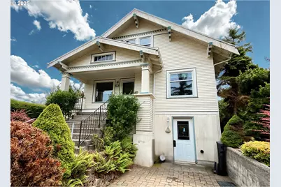 563 Niagara Ave, Astoria, OR 97103 - Photo 1