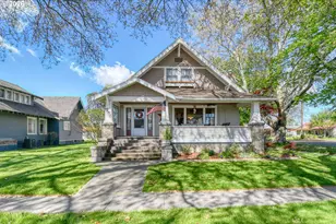 206 S 3rd St, Athena, OR 97813 - Photo 1