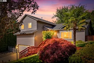 404 SW Overlook Ct, Gresham, OR 97080 - Photo 1