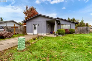 460 Meadow Ln, Creswell, OR 97426 - Photo 1