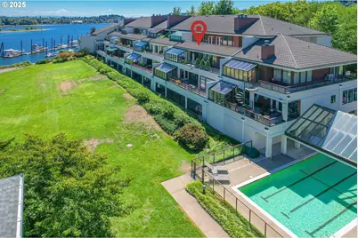 5250 S Landing Square Dr #13, Portland, OR 97239 - Photo 1