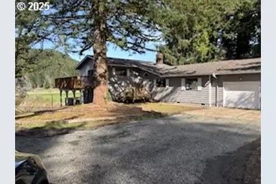 1484 Yasek Loop, Toledo, OR 97391 - Photo 1