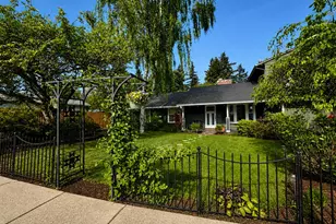 1400 SE 146th Pl, Portland, OR 97233 - Photo 1