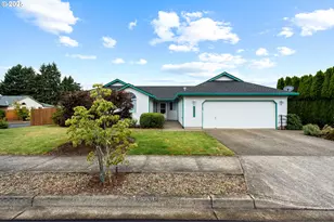 18901 Paulsen Dr, Oregon City, OR 97045 - Photo 1