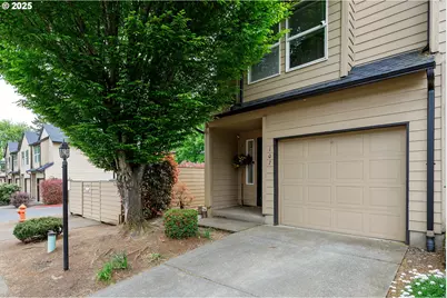 13949 Beavercreek Rd #107, Oregon City, OR 97045 - Photo 1