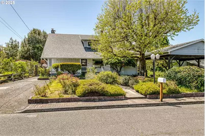 1223 W 9th St, Coquille, OR 97423 - Photo 1