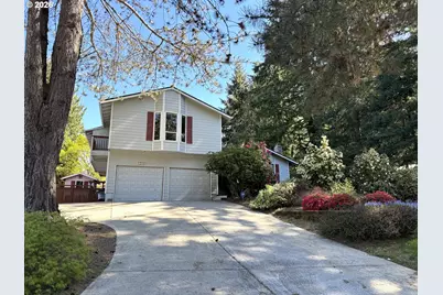 2318 NE Brookview Dr, Vancouver, WA 98686 - Photo 1