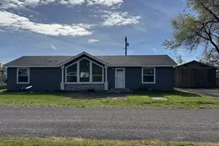 116 Kelley Ave, Roosevelt, WA 99356 - Photo 1