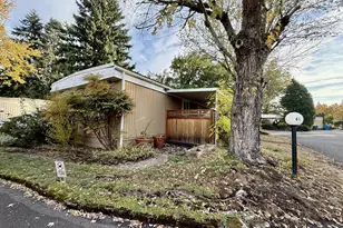3909 E Fourth Plain Blvd, Vancouver, WA 98661 - Photo 1