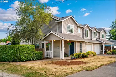 5206 NE Cesar E Chavez Blvd, Portland, OR 97211 - Photo 1