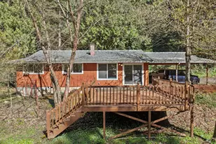 6701 SE 122nd Ave, Portland, OR 97236 - Photo 1