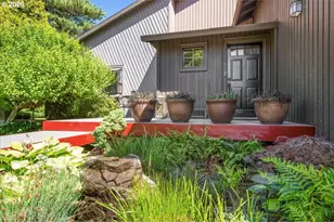 11828 SE Knee Ct, Happy Valley, OR 97086 - Photo 1