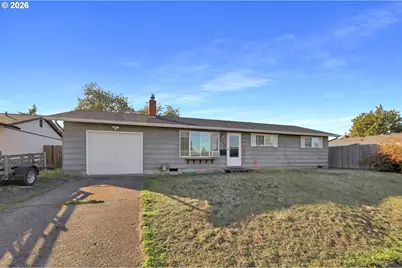 1756 10th St, Springfield, OR 97477 - Photo 1