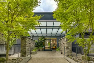 16250 Pacific Hwy, Lake Oswego, OR 97034 - Photo 1