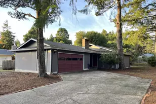 2215 24th St, Florence, OR 97439 - Photo 1