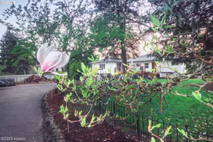 8510 SW Cedarcrest St, Portland, OR 97223 - Photo 1