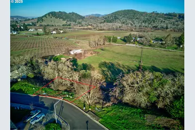 111 SE Lebleu Ln, Winston, OR 97496 - Photo 1