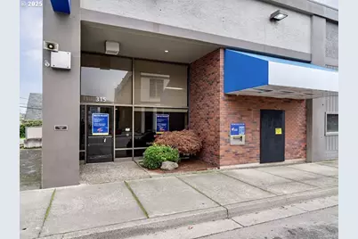 315 Main St, Riddle, OR 97469 - Photo 1