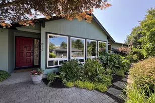 2440 SW Burbank Ave, Portland, OR 97225 - Photo 1