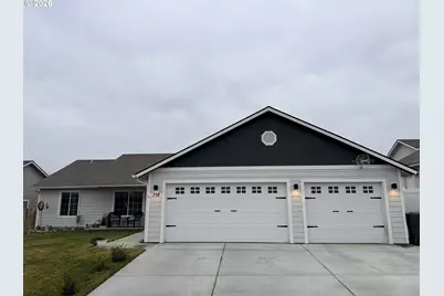 398 Sparrow Ave, Umatilla, OR 97882 - Photo 1