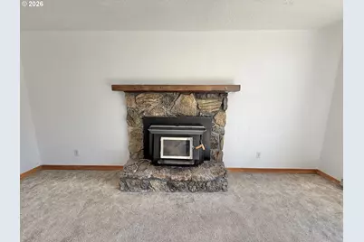 610 NW Bridge St, John Day, OR 97845 - Photo 8