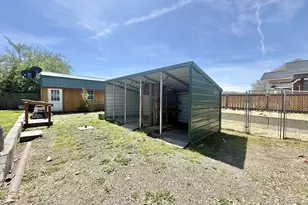 610 NW Bridge St, John Day, OR 97845 - Photo 24