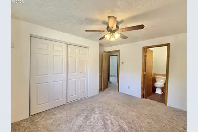 610 NW Bridge St, John Day, OR 97845 - Photo 16