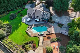 24960 NE Prairie View Dr, Aurora, OR 97002 - Photo 1