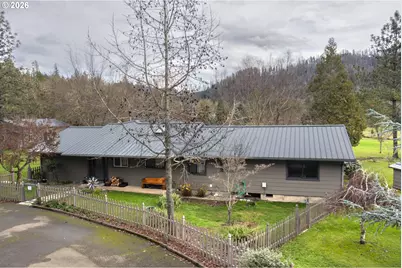 215 Kennaday Ln, Idleyld Park, OR 97447 - Photo 1