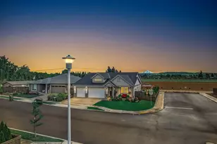 1394 S Redwood St, Canby, OR 97013 - Photo 1