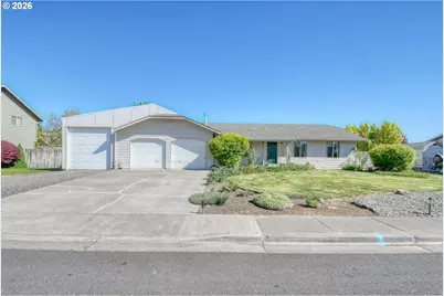 4523 SW Perkins Ave, Pendleton, OR 97801 - Photo 1