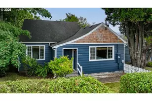 761 13th Ave, Seaside, OR 97138 - Photo 1