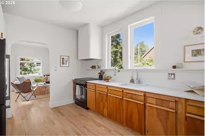 1202 NE Beech St, Portland, OR 97212 - Photo 16