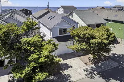 929 NW Spring St, Newport, OR 97365 - Photo 1