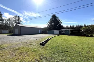 17623 Brown Deer Ln, Brookings, OR 97415 - Photo 1