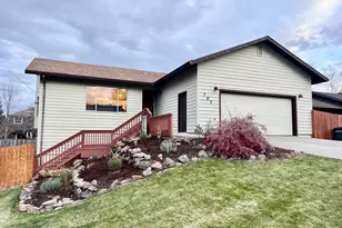 707 Highland Dr, La Grande, OR 97850 - Photo 1