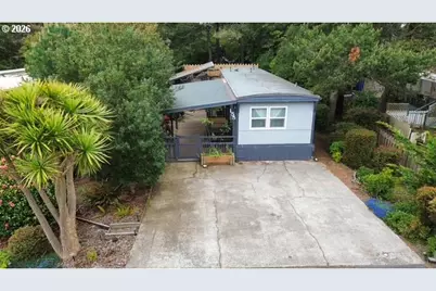 1600 Rhododendron Dr #155, Florence, OR 97439 - Photo 1