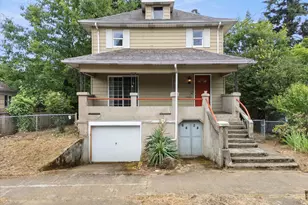 6424 NE Hassalo St, Portland, OR 97213 - Photo 1