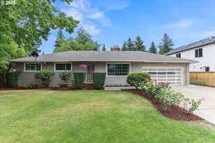 11808 SE Alder St, Portland, OR 97216 - Photo 1