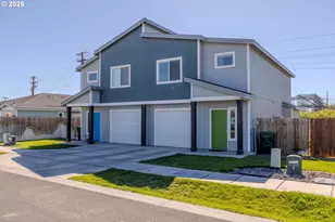 1063 NE Emerald Dr, Hermiston, OR 97838 - Photo 1