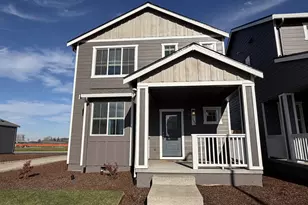 1197 Parkside Ave, Woodburn, OR 97071 - Photo 1